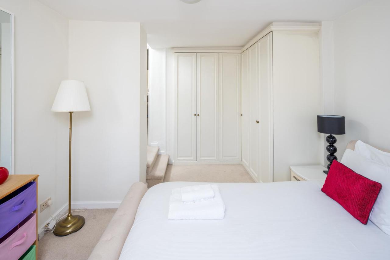 Апартаменты Lovely Flat In Kensington *
