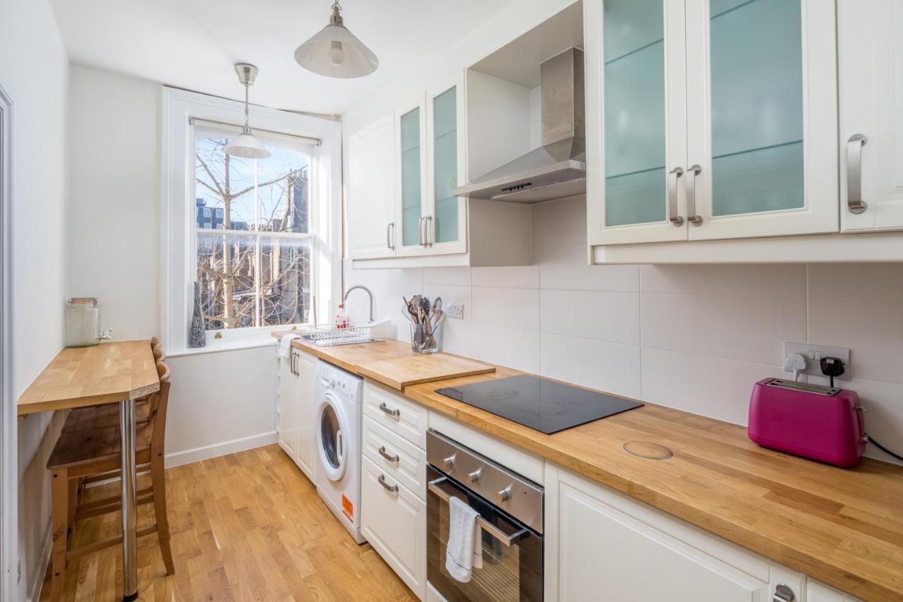 Lovely Flat In Kensington Апартаменты *